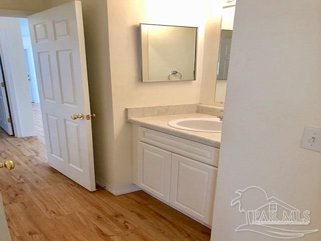 9692 Cobblebrook Dr, Pensacola, FL 32506