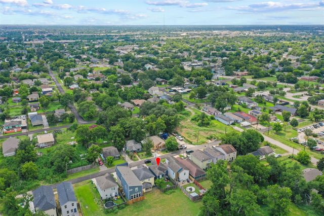 2302 Abernathy Street, Houston, TX 77026