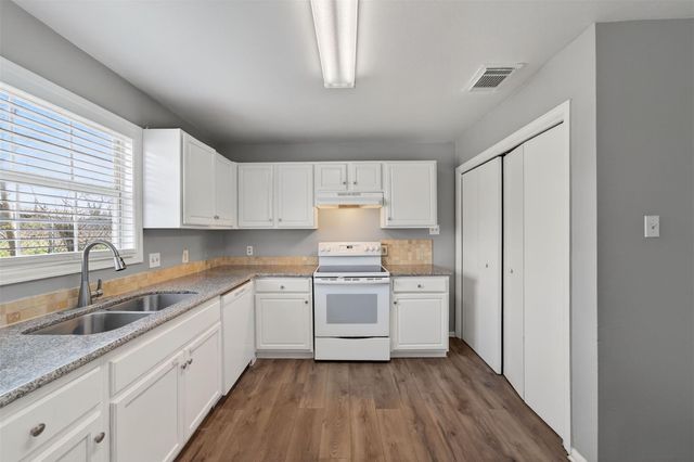 2302 Abernathy Street, Houston, TX 77026