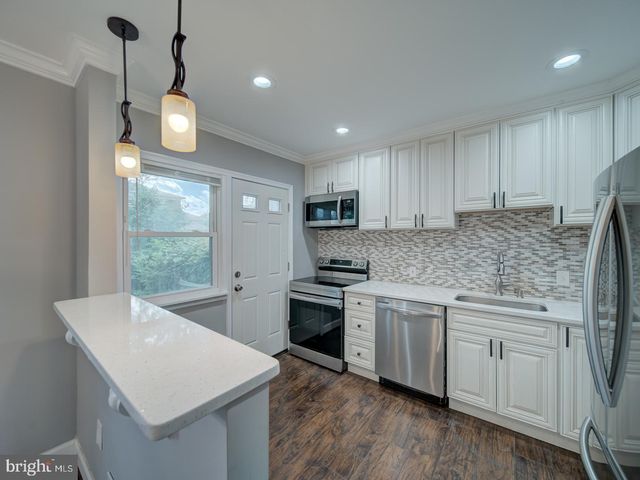 2407 SAINT CLAIR DR, Temple Hills, MD 20748