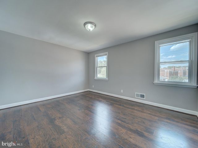 2407 SAINT CLAIR DR, Temple Hills, MD 20748