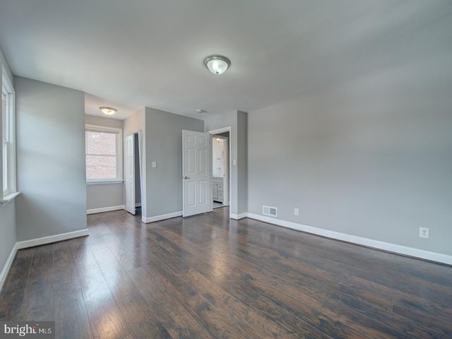 2407 SAINT CLAIR DR, Temple Hills, MD 20748