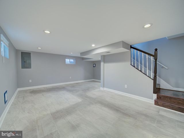 2407 SAINT CLAIR DR, Temple Hills, MD 20748