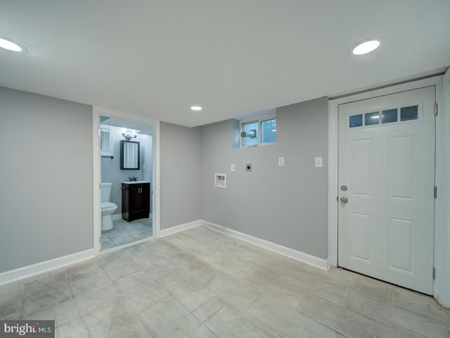 2407 SAINT CLAIR DR, Temple Hills, MD 20748