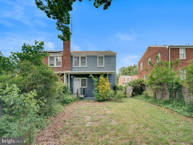 2407 SAINT CLAIR DR, Temple Hills, MD 20748