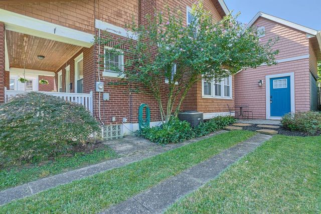 2555 Ridgeland Place, Cincinnati, OH 45212