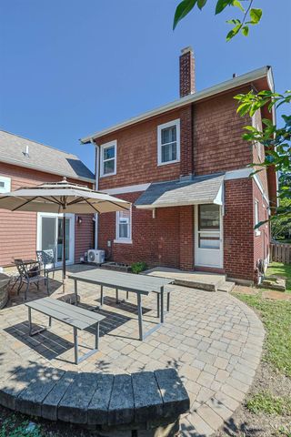 2555 Ridgeland Place, Cincinnati, OH 45212