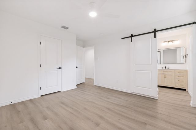 814 Wideman Drive, Dallas, TX 75217