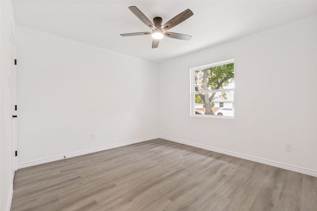 814 Wideman Drive, Dallas, TX 75217