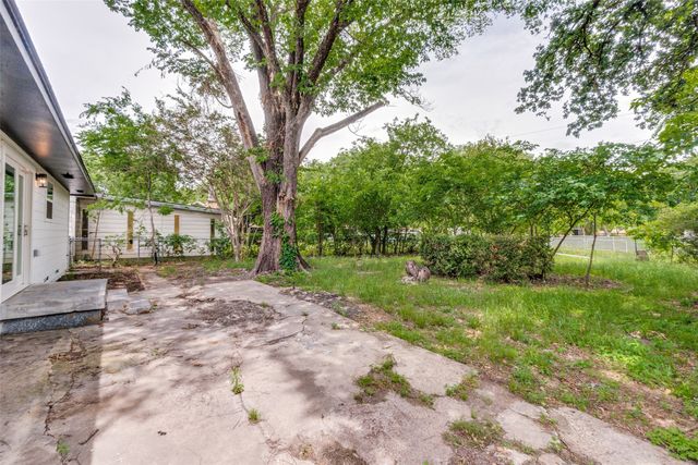 814 Wideman Drive, Dallas, TX 75217