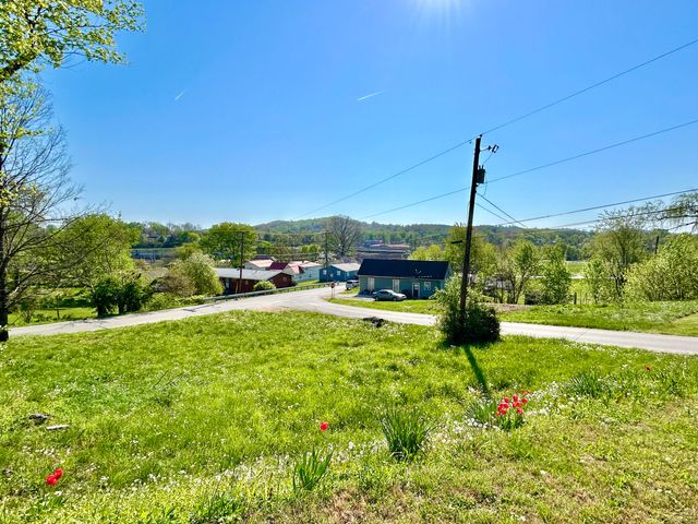103 Harvey Avenue, Somerset, KY 42501