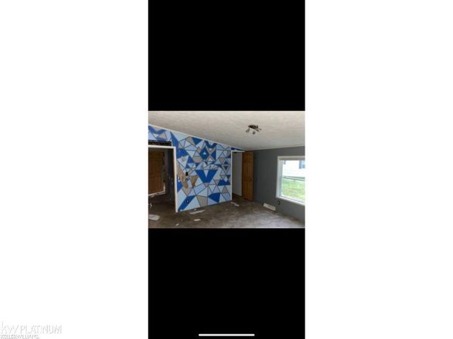 52239 Landsdowne Circle, Chesterfield, MI 48051