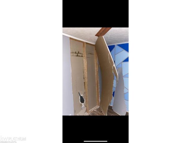 52239 Landsdowne Circle, Chesterfield, MI 48051