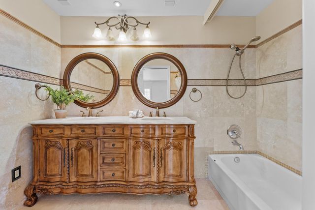 3300 Bellefontaine Street 42, Houston, TX 77025