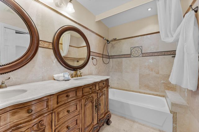 3300 Bellefontaine Street 42, Houston, TX 77025
