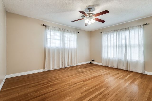 433 Fulton Street, Denton, TX 76201