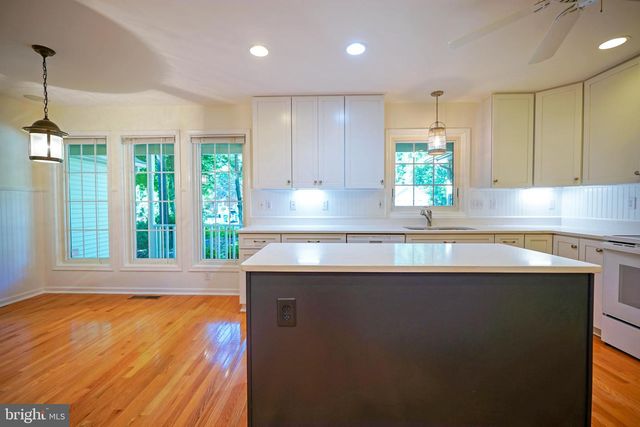 72 GAINSBOROUGH DR, Lewes, DE 19958