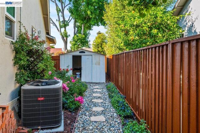 1965 Camargo Dr, San Jose, CA 95132