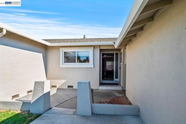 1965 Camargo Dr, San Jose, CA 95132