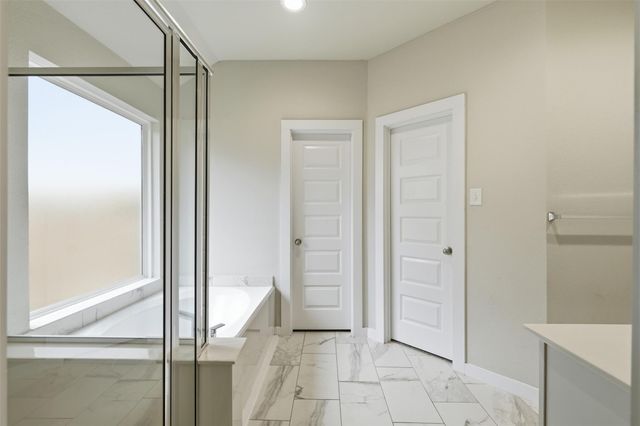 2742 Oakleaf Ash Lane, Fresno, TX 77545