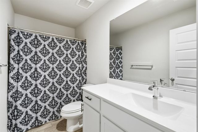 2742 Oakleaf Ash Lane, Fresno, TX 77545
