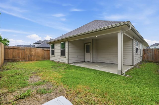 2742 Oakleaf Ash Lane, Fresno, TX 77545