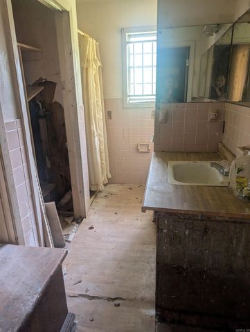 604 Short Ave, Camden, AR 71701