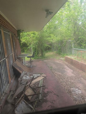 604 Short Ave, Camden, AR 71701