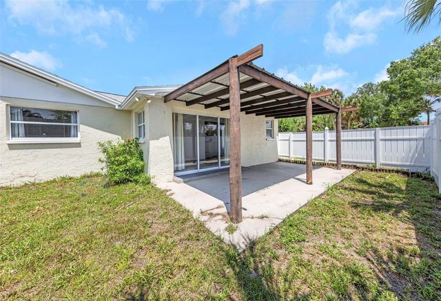1005 COLDSTREAM COURT, Tarpon Springs, FL 34689