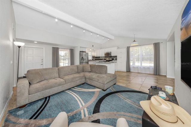 1005 COLDSTREAM COURT, Tarpon Springs, FL 34689