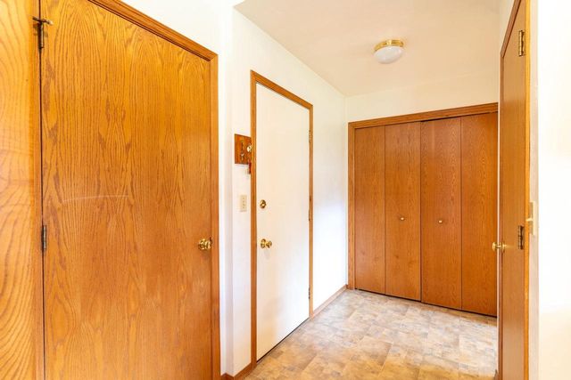 2750 ST ANTHONY DRIVE, Green Bay, WI 54311