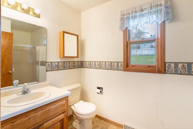 2750 ST ANTHONY DRIVE, Green Bay, WI 54311