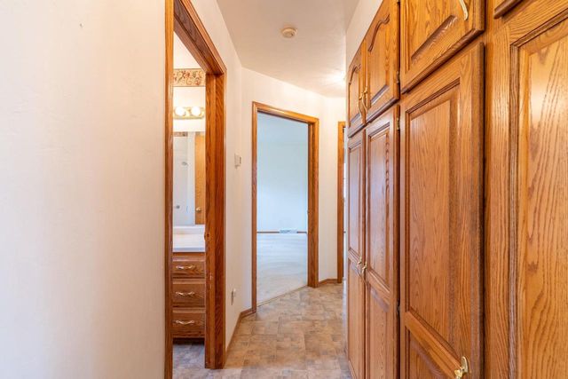 2750 ST ANTHONY DRIVE, Green Bay, WI 54311
