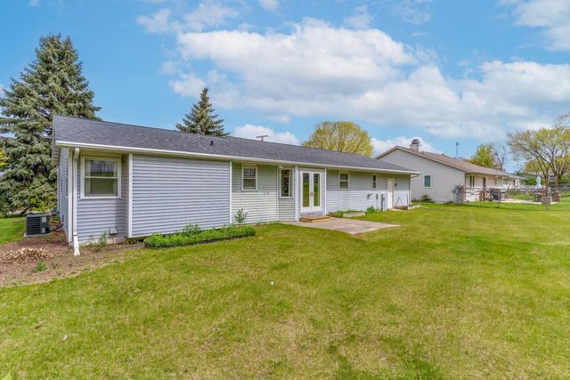 2750 ST ANTHONY DRIVE, Green Bay, WI 54311