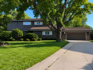 3636 Quince Court, Downers Grove, IL 60515