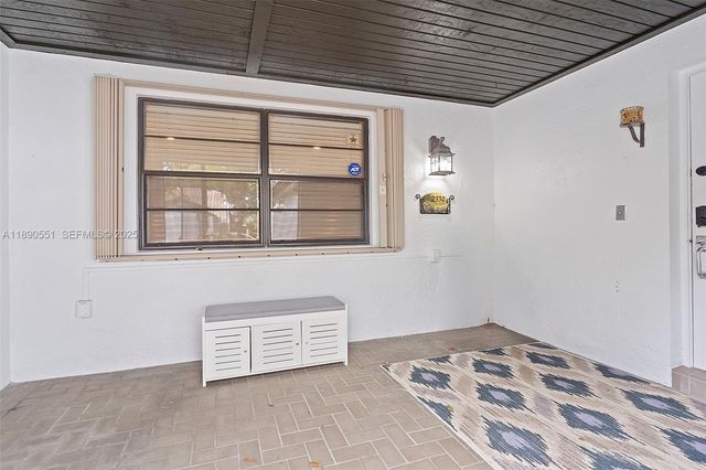 2330 Dover, Weston, FL 33326