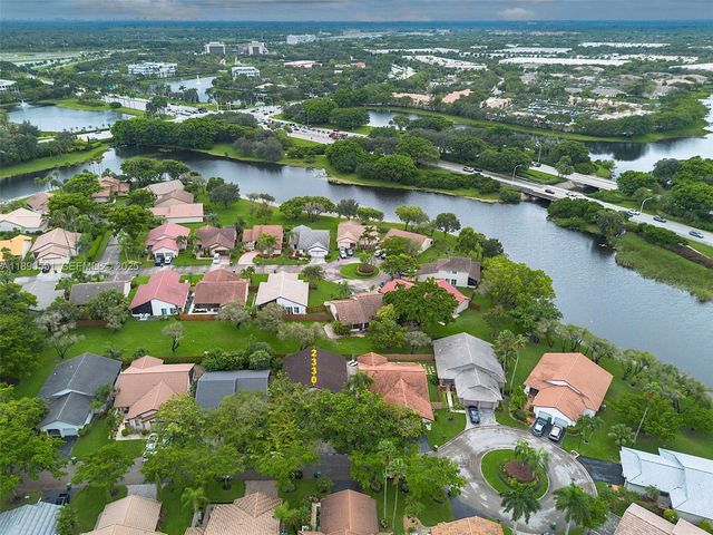 2330 Dover, Weston, FL 33326