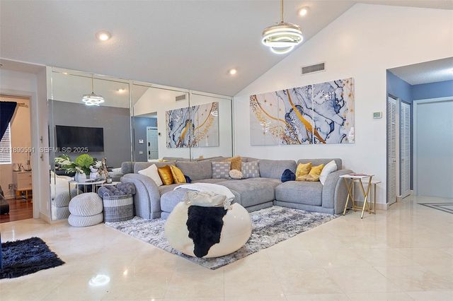 2330 Dover, Weston, FL 33326