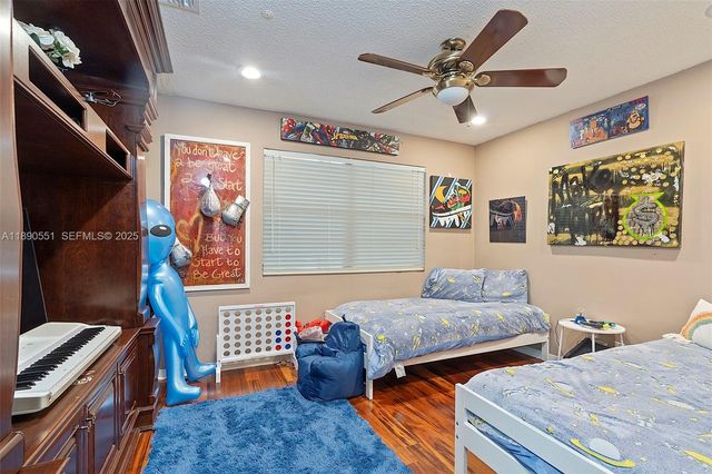 2330 Dover, Weston, FL 33326