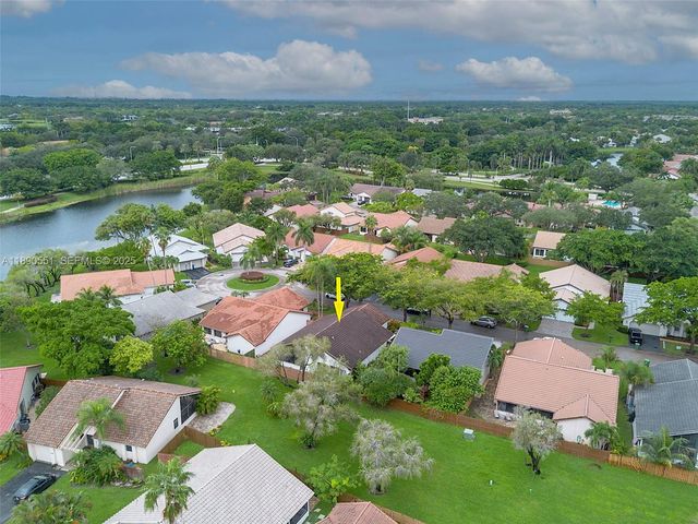 2330 Dover, Weston, FL 33326