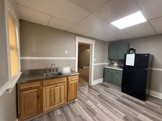 1129 E 4TH Street, Erie, PA 16507