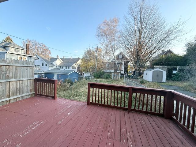 1129 E 4TH Street, Erie, PA 16507