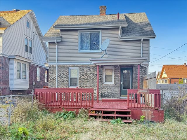 1129 E 4TH Street, Erie, PA 16507