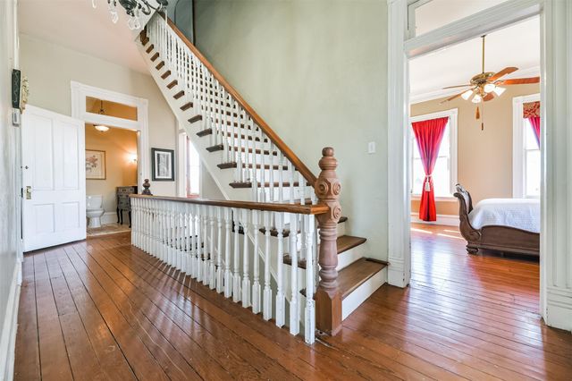 1927 Broadway Street, Galveston, TX 77550