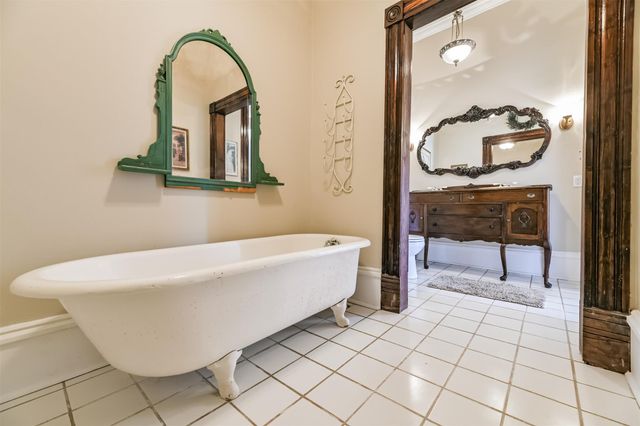 1927 Broadway Street, Galveston, TX 77550