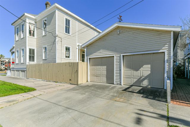 1927 Broadway Street, Galveston, TX 77550