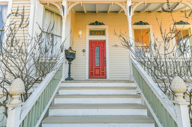 1927 Broadway Street, Galveston, TX 77550