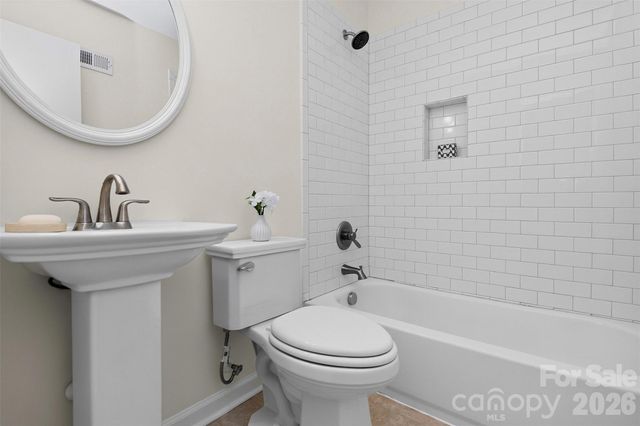 4726 Walden Court, Charlotte, NC 28210