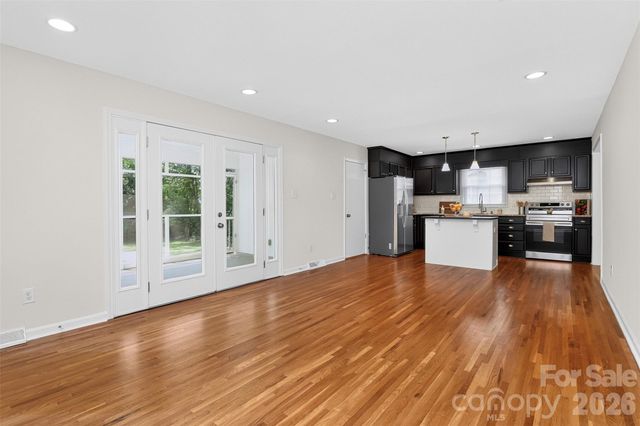 4726 Walden Court, Charlotte, NC 28210