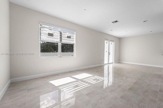 5400 NW 57th Court, Tamarac, FL 33319